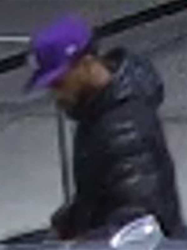Police Search For Three Accused Of Assaulting Employee At Smithtown Gas Station