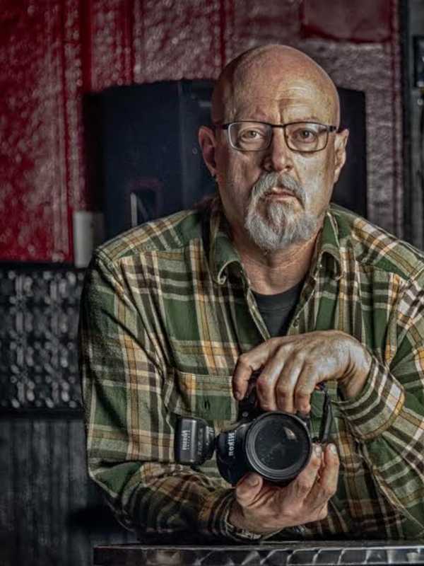 Asperger's Helps Hawthorne Photographer Focus, Make Beautiful Pictures