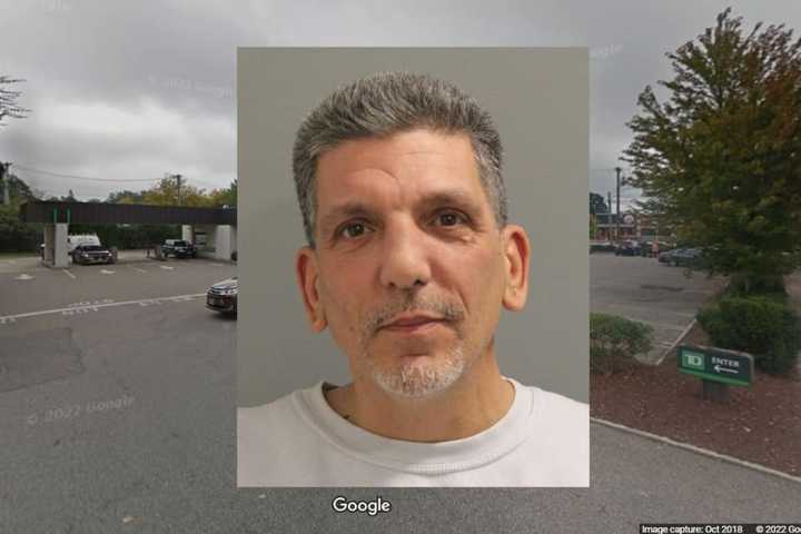 Wantagh Man Accused Of Robbing TD Bank In Plainview