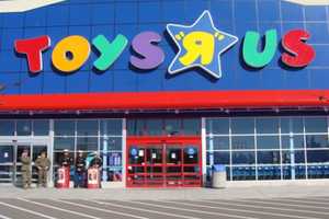 Wayne Toys 'R' Us Begins Closeout Sale