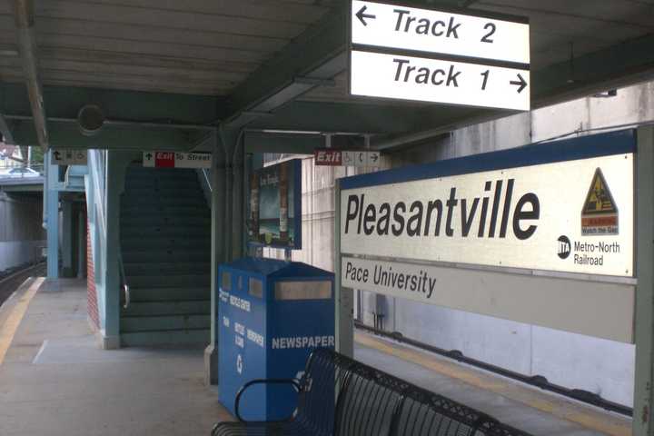 Car Falls Onto Metro-North Tracks In Northern Westchester