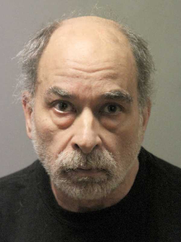 Massapequa Man Sent Lewd Photos To Girl On Snapchat, Police Say
