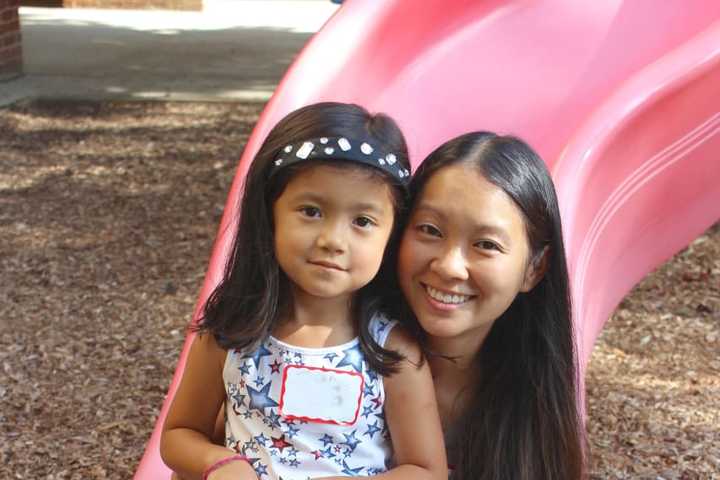 Pocantico Hill Students Greeted Warmly As They Head Back To School