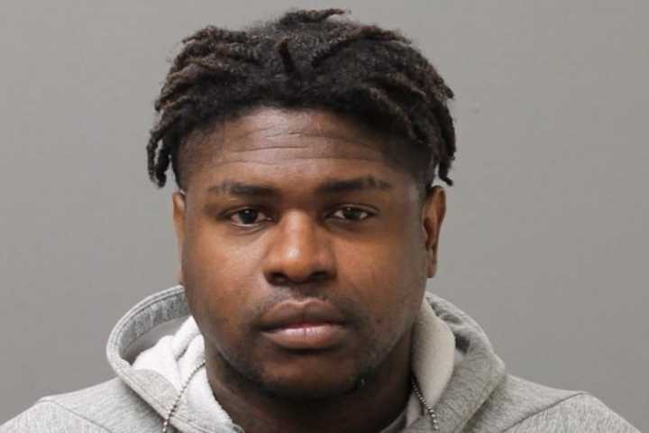'Suspicious' Arkansas Ex-Con Busted With Loaded Handgun In Maywood Traffic Stop: Police