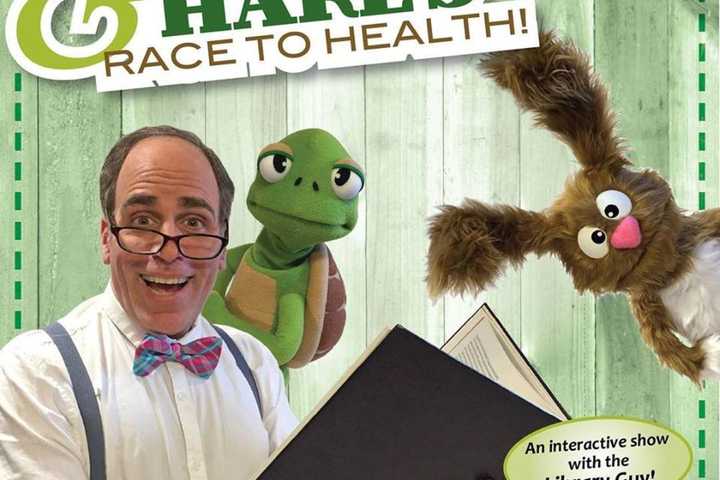Puppet Theater Performs At Mount Pleasant Library