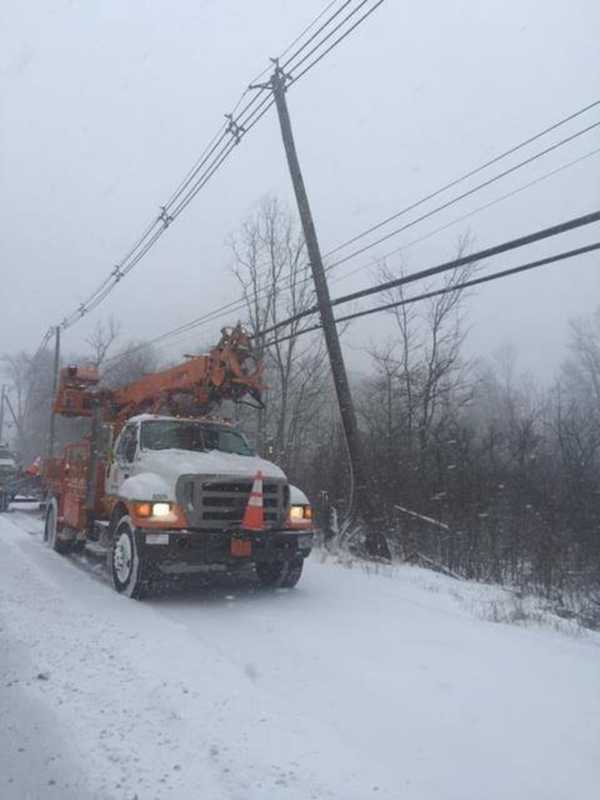 Utility Pole Struck In Rockland Accident