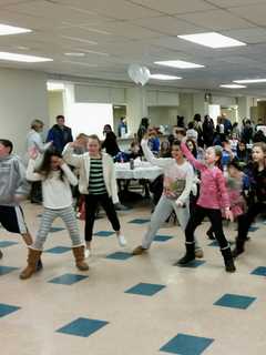 Resurrection School Community Enjoys a Night of B-I-N-G-O in Rye