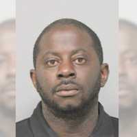 Man Exposes, Touches Himself In Front Of Teens On LI: Police