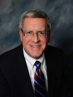 Wells Fargo Taps Rick DeBel To Lead New Commercial Office In Paramus