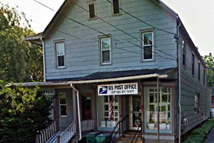 Cops: Hyde Park Man Among 4 Charged With Robbing Ulster Post Office