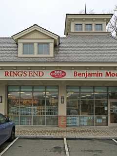 Ring's End Opens Paint And Design Center In Trumbull