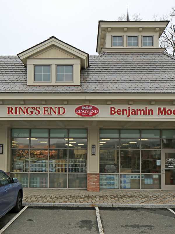 Ring's End Opens Paint And Design Center In Trumbull