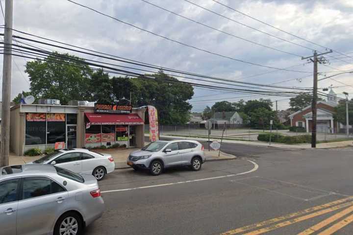 24-Year-Old Fatally Stabbed On Long Island, Police Report