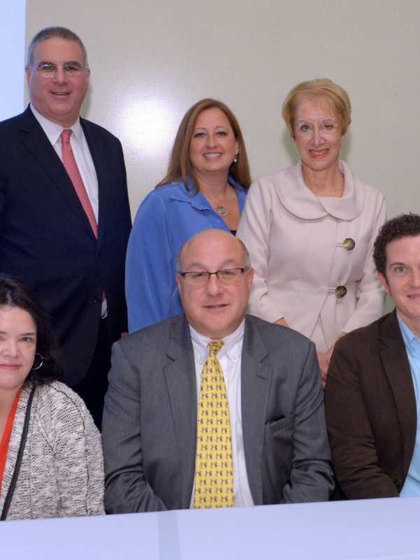 Business Council Hosts Lively Forum On Presidential Campaign