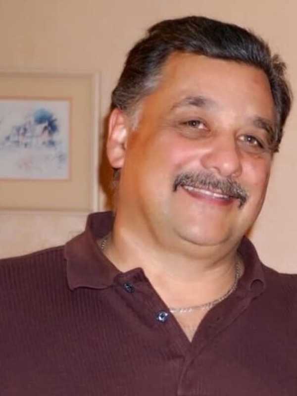 Ossining HS Grad Robert Vetterman, 54, Husband, Father, Dies Of COVID-19