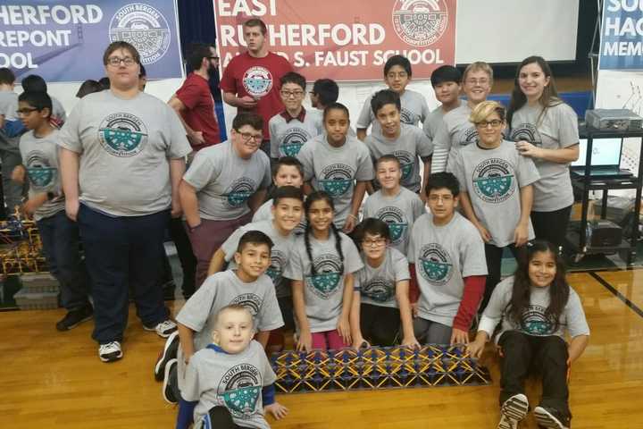 Rutherford Robotics Team Engineers Bridge In Competition