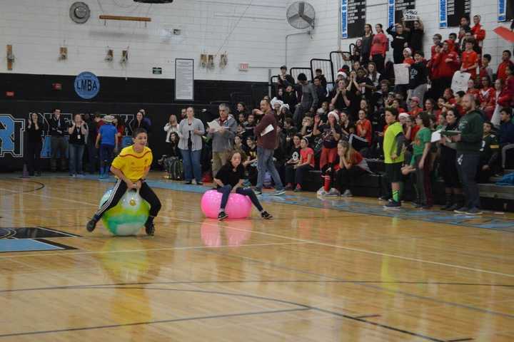 Rye Neck Students Work Together In Middle School Olympics