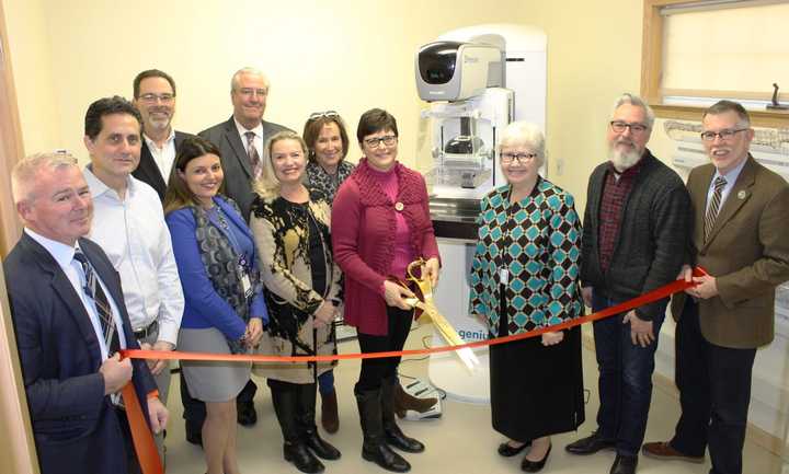 St. Anthony Community Hospital, Warwick Chamber of Commerce &amp; Bon Secours Warwick Foundation Board members with Mary Juliano, Chair of Bon Secours Warwick Foundation Board, Village of Warwick Mayor Michael Newhard and Town Supervisor Michael Sweeton.