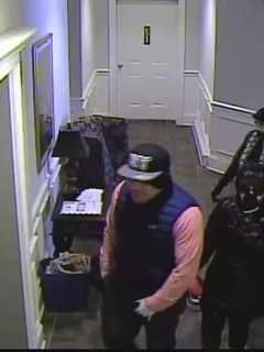 Norwalk Police Seek Suspects In Daytime Condo Break-ins