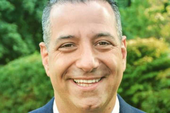 State Senate Candidate Sues Norwalk Police, Online News Outlet