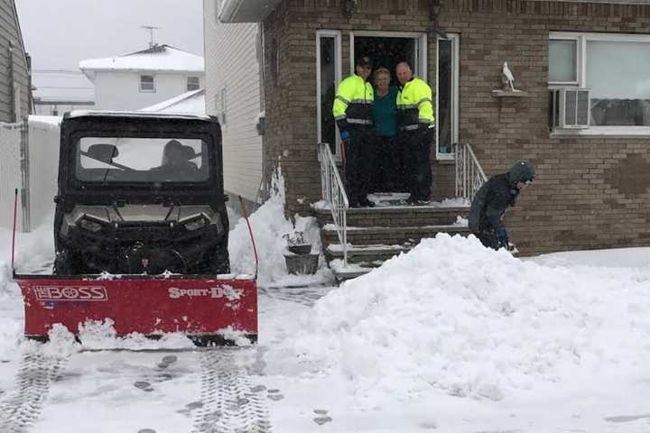 Saddle Brook Volunteers Bundle Up, Dig Out Neighbors