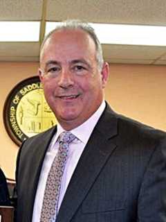 Saddle Brook Mayor Talks Business At Chamber Event