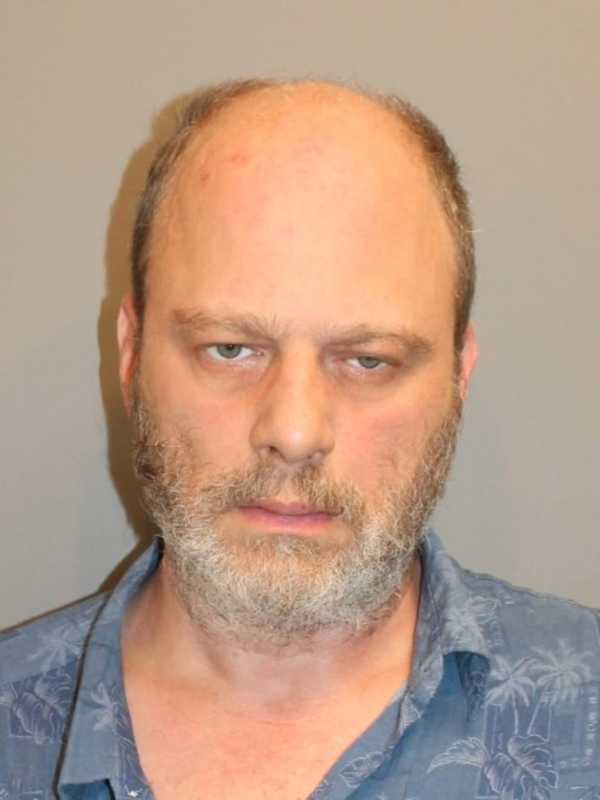 Man Surrenders To Police After Standoff In Norwalk