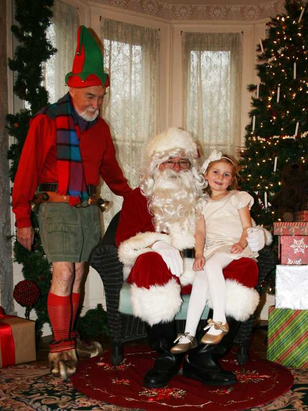 Santa Visits Weston Historical Society For Victorian Farmhouse Christmas