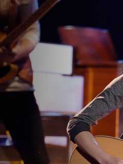 'The Voice' Winner Sawyer Fredericks Headlines Norwalk Oyster Festival
