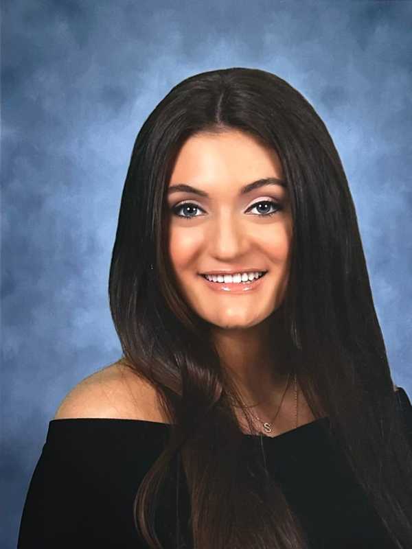 Byram Hills HS Senior Wins $1K Award For Brain Cancer Research