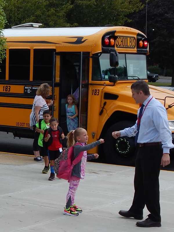 Students Arrive, Begin 'Boundless' School Year In Orangetown