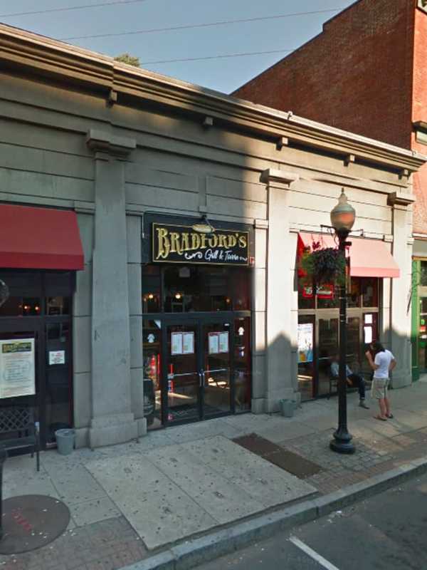 SoNo's Bradford's Grill and Tavern To Re-Open Under New Managment