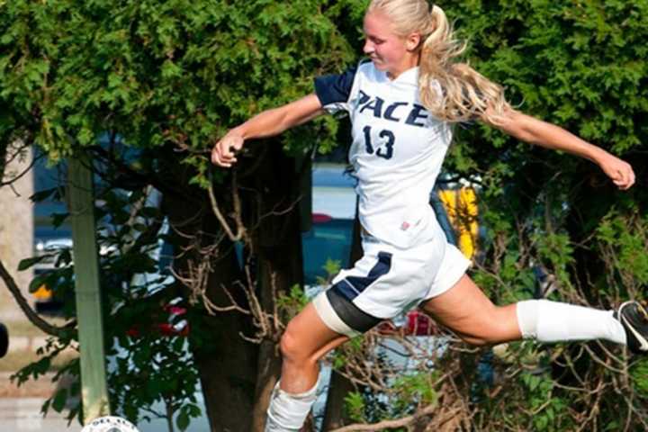 Pace Women’s Soccer Opens New Stadium, 2015 Season with 3-0 Win Over Queens