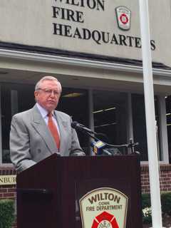 Wilton Bids Fond Farewell To First Selectman With Celebratory Dinner