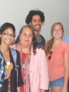 Naugatuck Valley CC President Meets Students At Danbury Campus