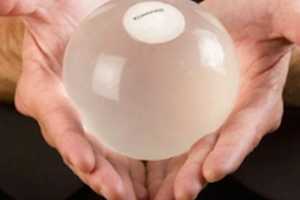 Area Doctor Examines Potential Connection Between Obesity and Infertility 