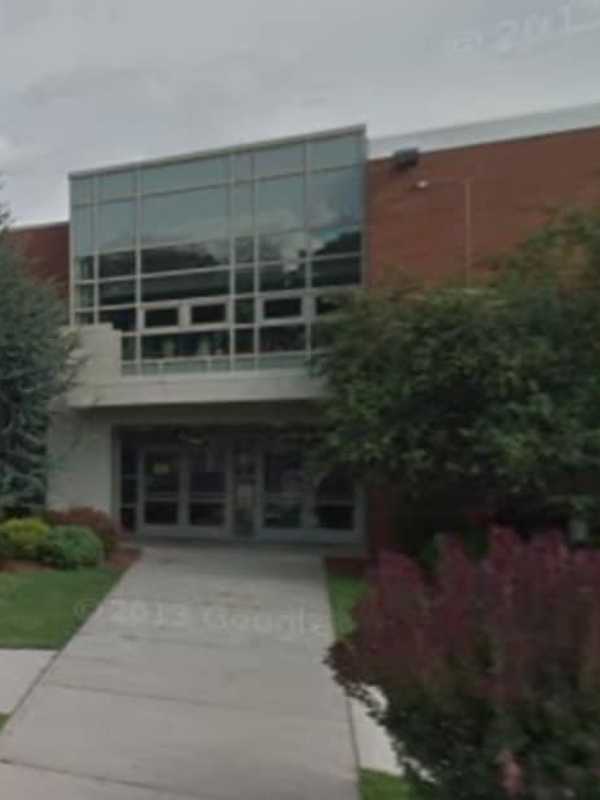 Lyndhurst Parents Required To Verify Residency For Students