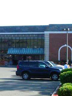 Supermarket Reopening As Acme In New Canaan
