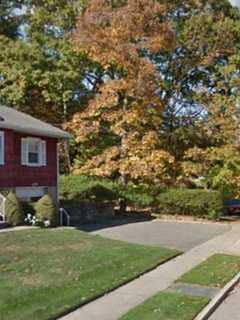 Bloomingdale Officials Discuss Parking Safety On Walter Drive