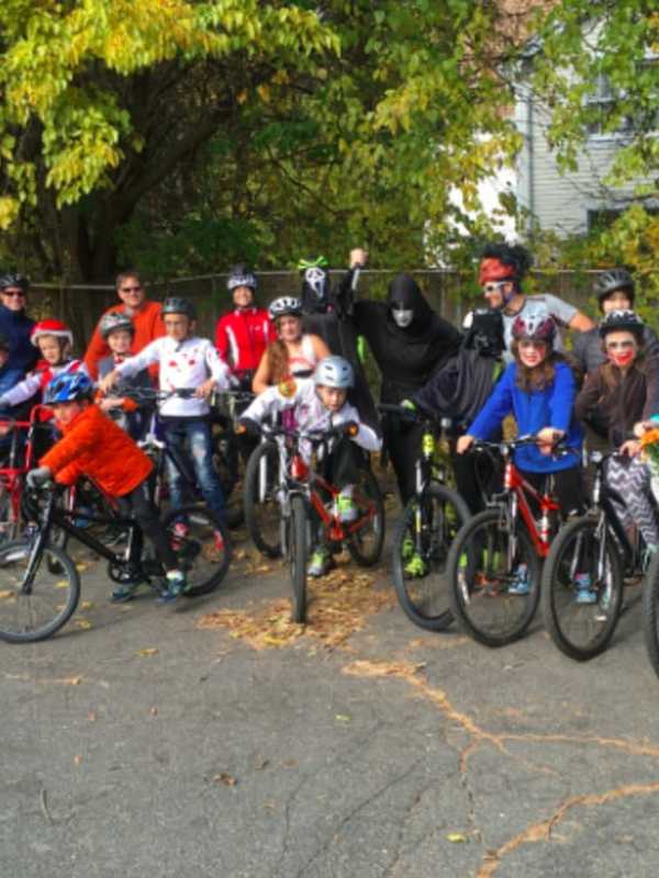 'Zombie Bike Ride' Hits The Road Around Greenwich Point For Halloween