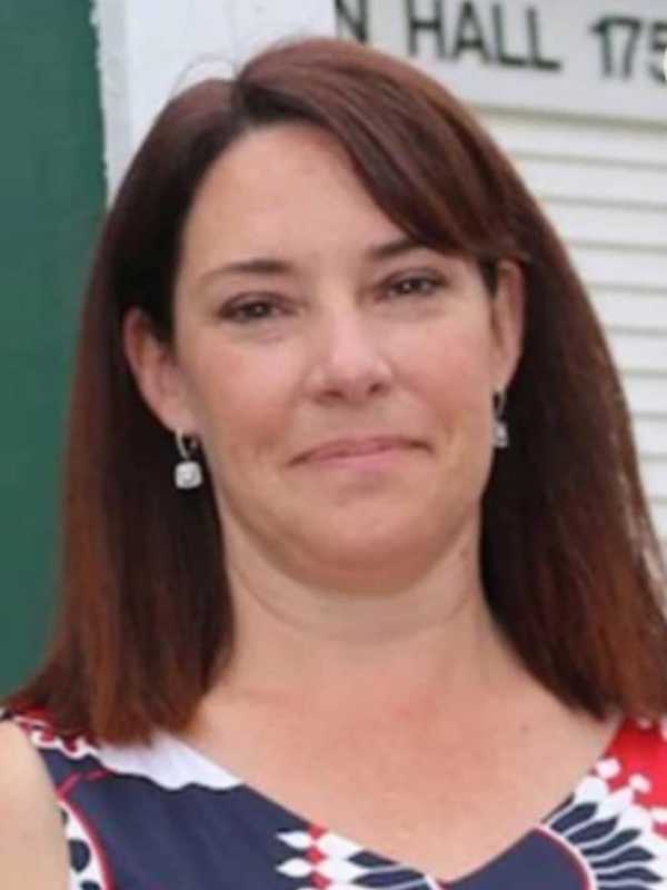 Susan Chapman Keeps First Selectman Seat In New Fairfield