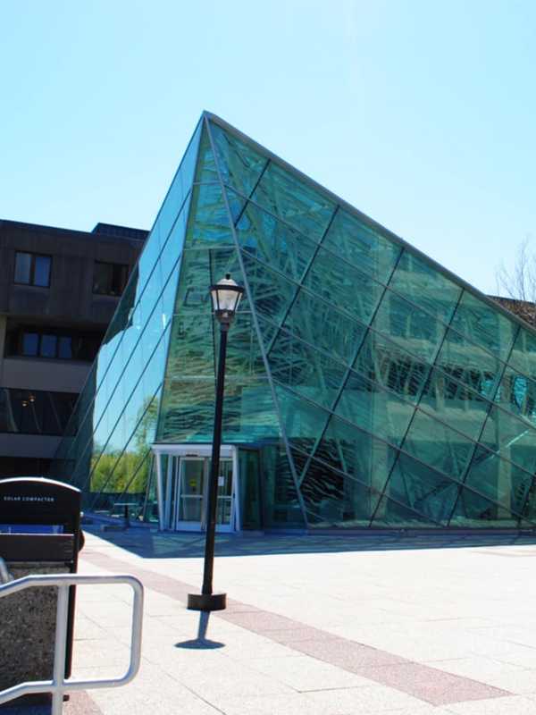 Man Charged With Assaulting Two SUNY New Paltz Students