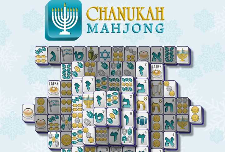 In addition to shopping, boutique visitors can learn and play Chanukah Mahjong.