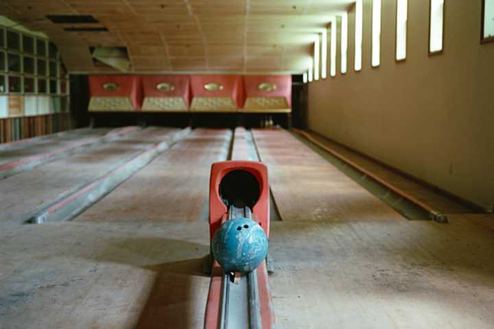 Take A Step Back In Time With Borscht Belt Photography Series