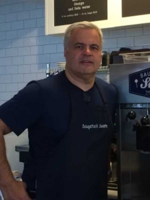 Westport's Saugatuck Sweets Sells Thanksgiving Pies To Support Al's Angels