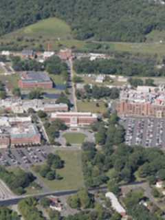 Pfizer To Sell Large Amount Of Pearl River Property