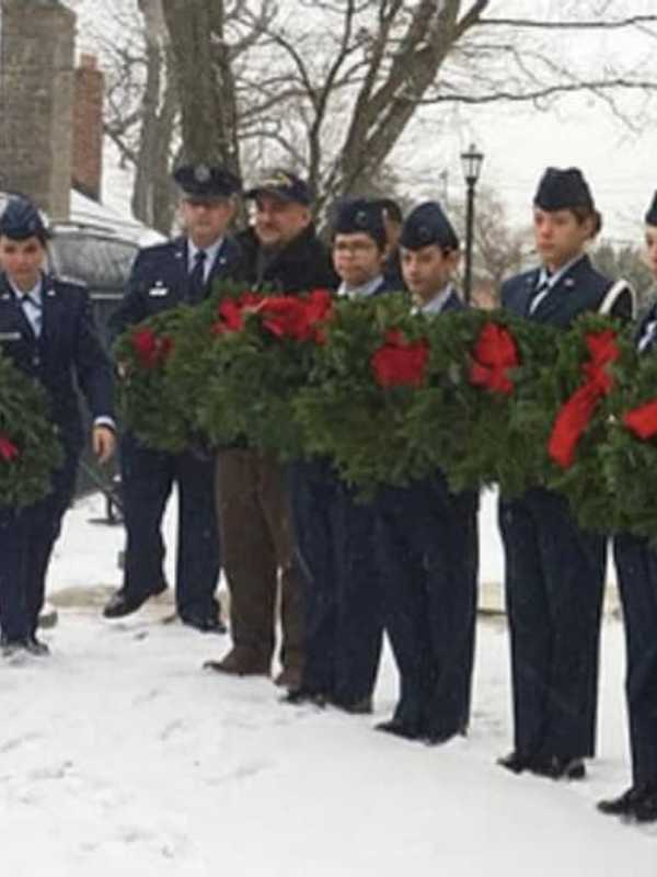 Donate Wreaths In Pelham To Remember Veterans During Holidays