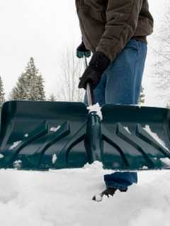Wayne Considers 24-Hour Snow Removal Time Limit