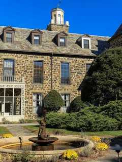 Cortlandt Condo At Valeria Combines Early Architecture With Latest Updates