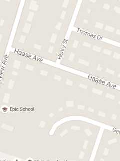 Alternating Traffic Creates Delays On Haase Ave. In Paramus